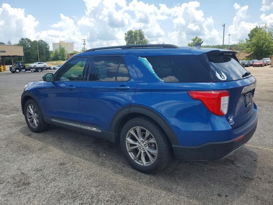 2021 FORD EXPLORER XLT 2