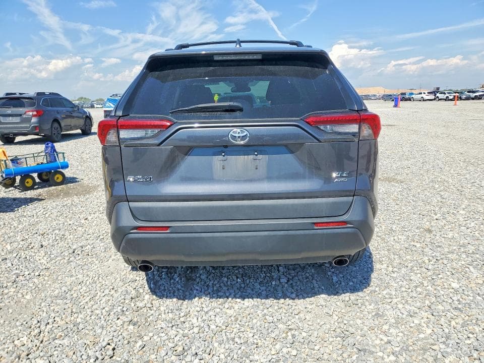 2019 TOYOTA RAV4 XLE 6