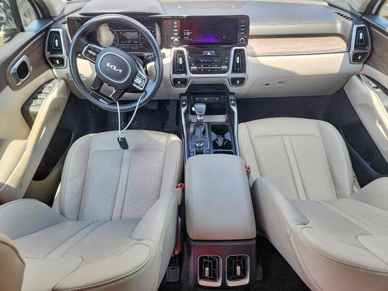 2022 KIA SORENTO EX 8
