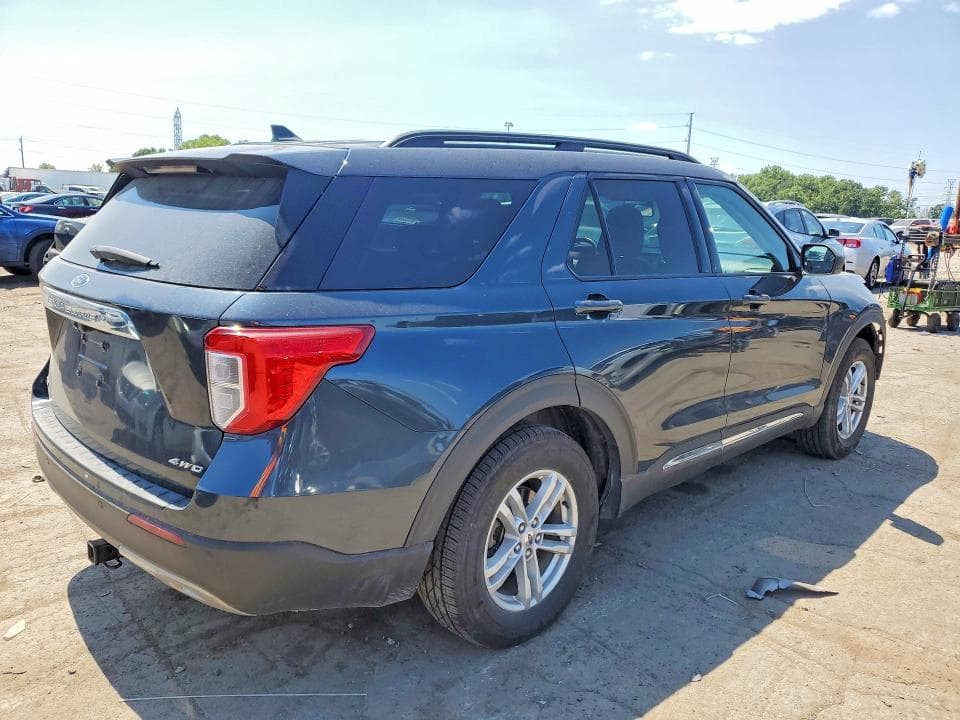 2022 FORD EXPLORER XLT 3