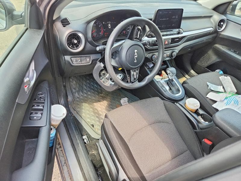 2024 KIA FORTE LXS 8