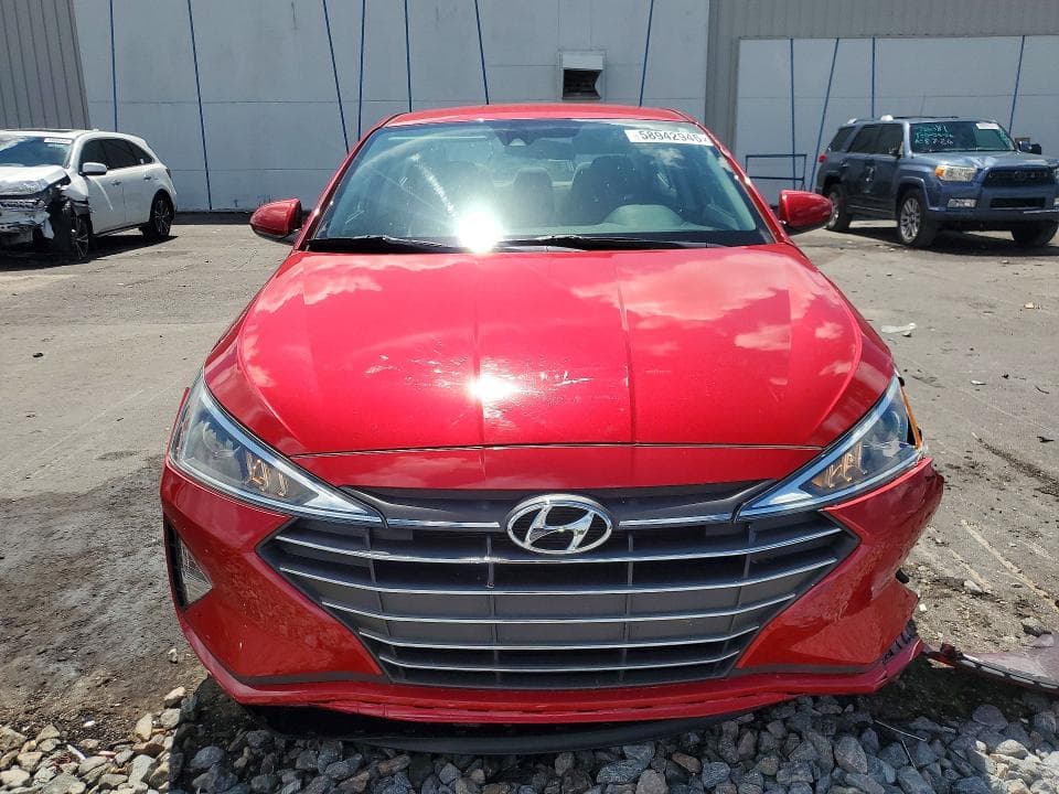 2020 HYUNDAI ELANTRA SE 5
