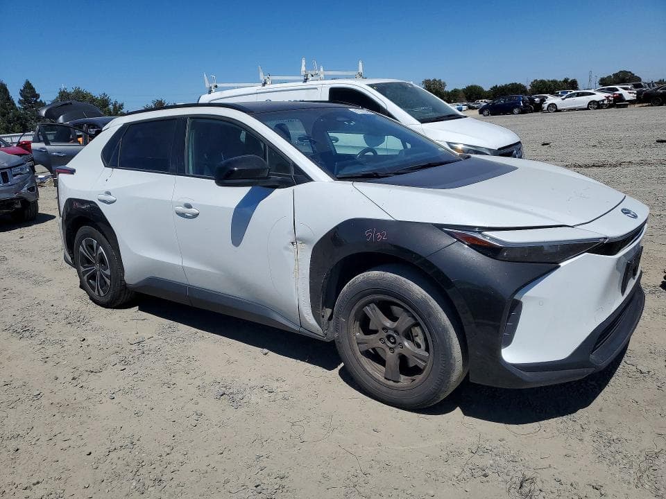2023 TOYOTA BZ4X XLE 4
