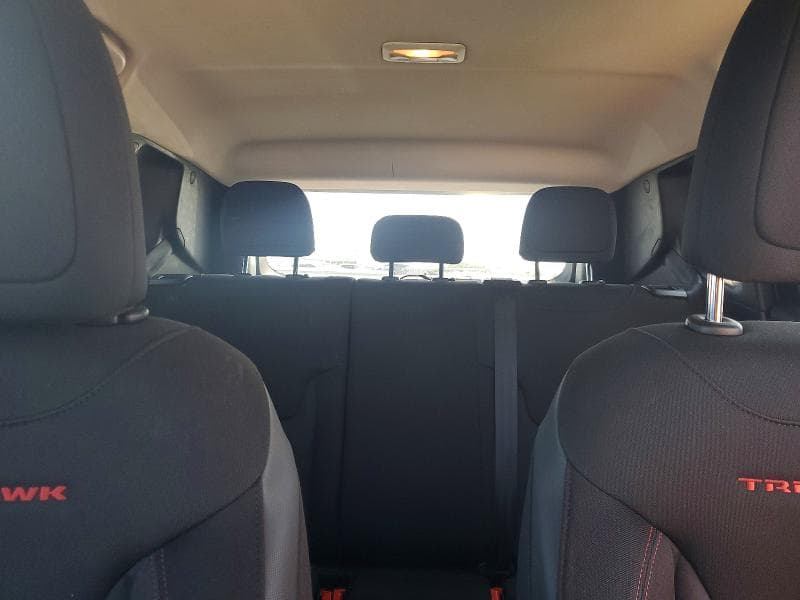 2017 JEEP RENEGADE TRAILHAWK 10