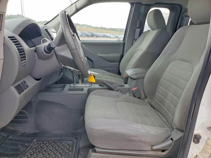 2019 NISSAN FRONTIER S 7