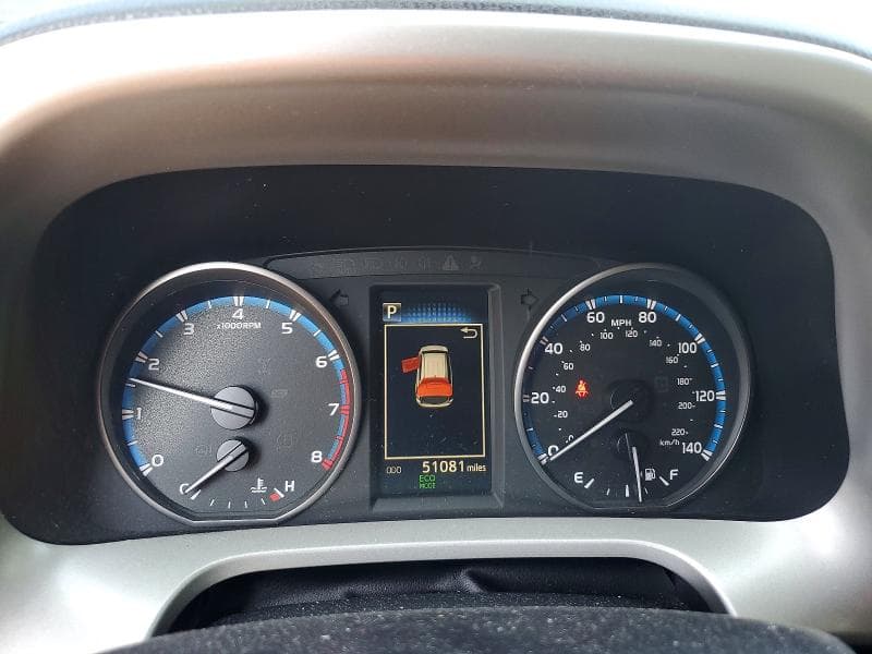 2018 TOYOTA RAV4 XLE 9
