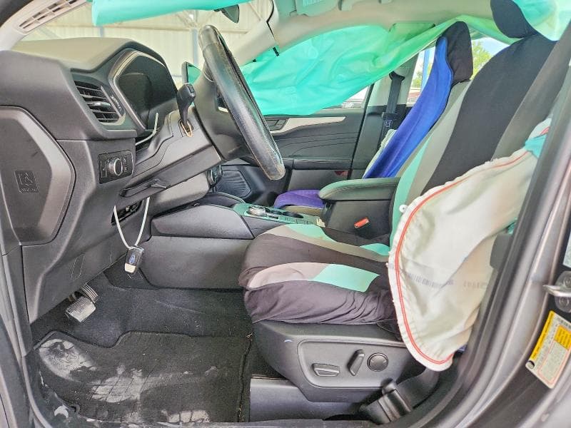 2022 FORD ESCAPE SE 7