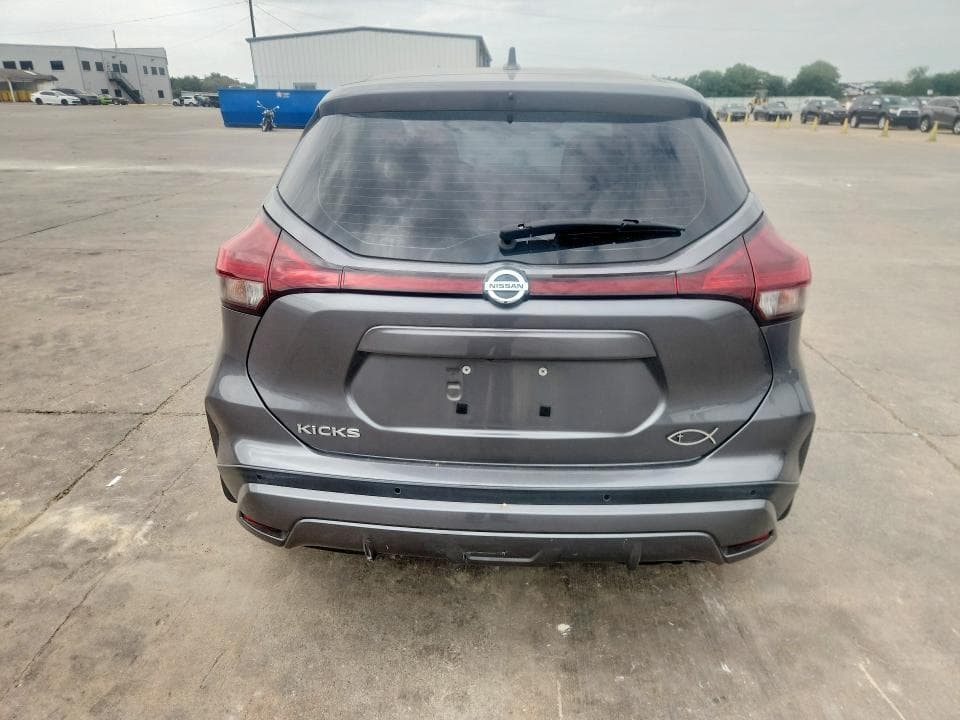 2021 NISSAN KICKS S 6