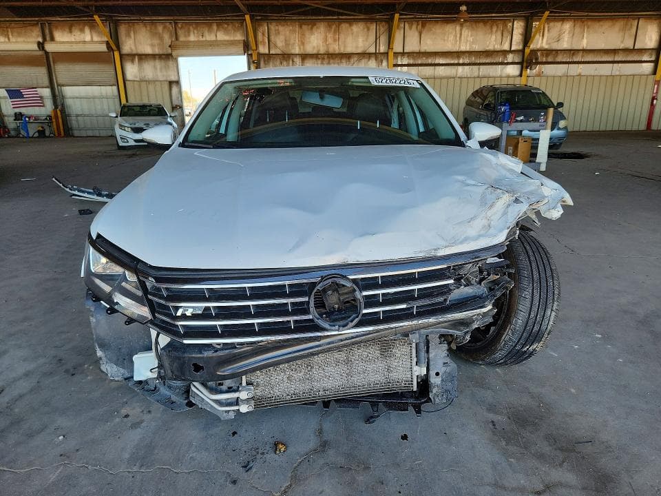 2018 VOLKSWAGEN PASSAT S 5