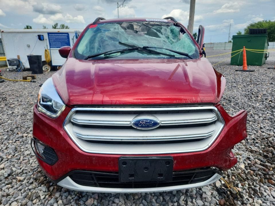 2017 FORD ESCAPE SE 5