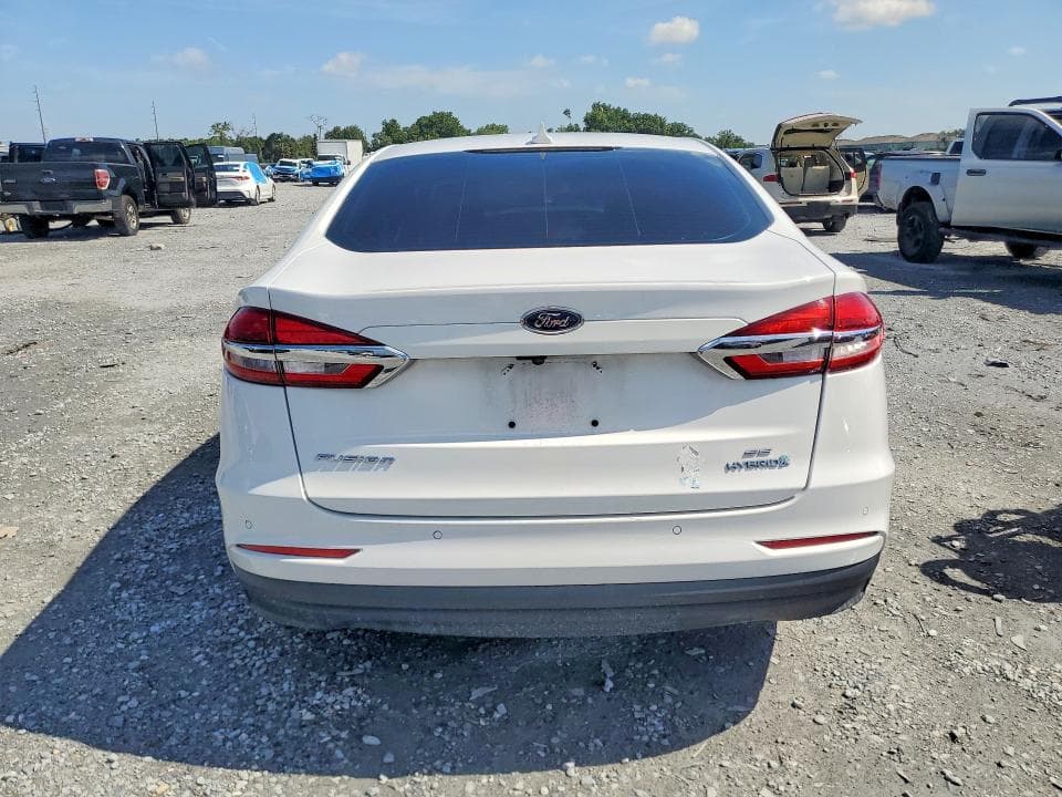 2019 FORD FUSION SE 6