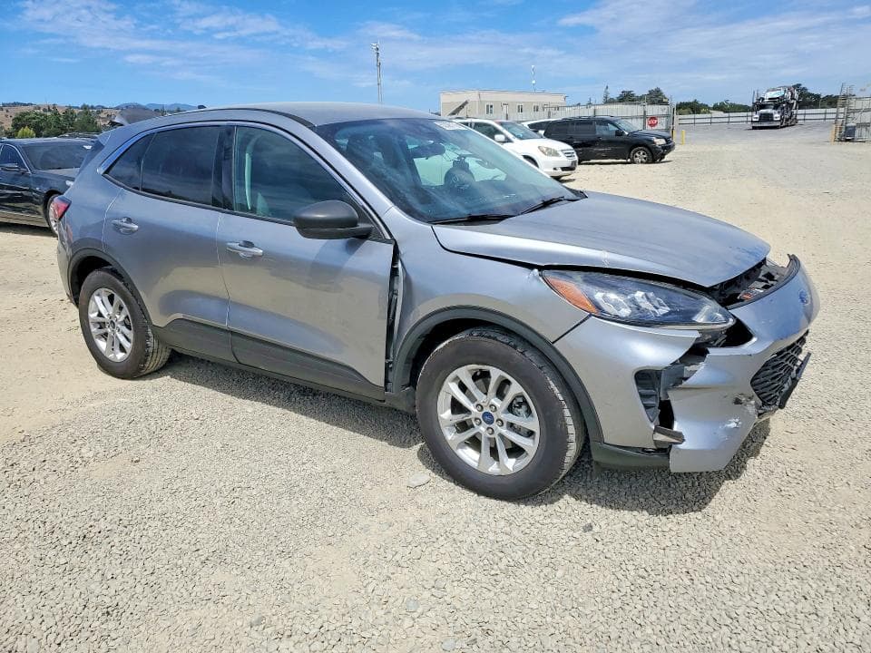 2022 FORD ESCAPE SE 4