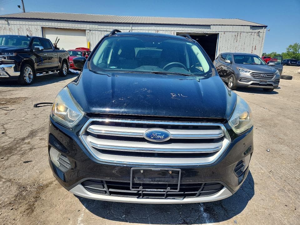 2017 FORD ESCAPE SE 5