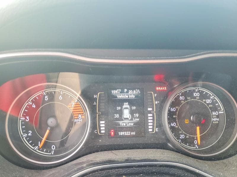 2019 JEEP CHEROKEE LATITUDE 9