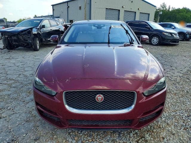 2017 JAGUAR XE 5