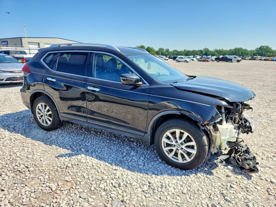 2019 NISSAN ROGUE SV 4