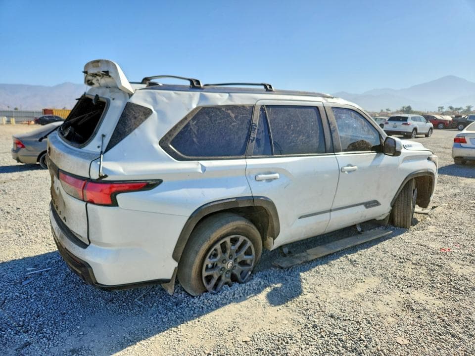 2025 TOYOTA SEQUOIA PLATINUM 3