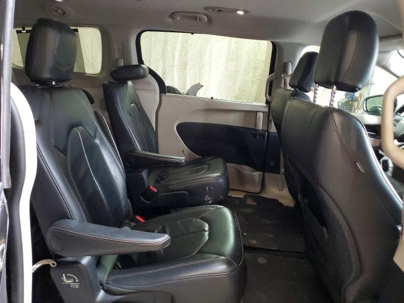2017 CHRYSLER PACIFICA TOURING L 11