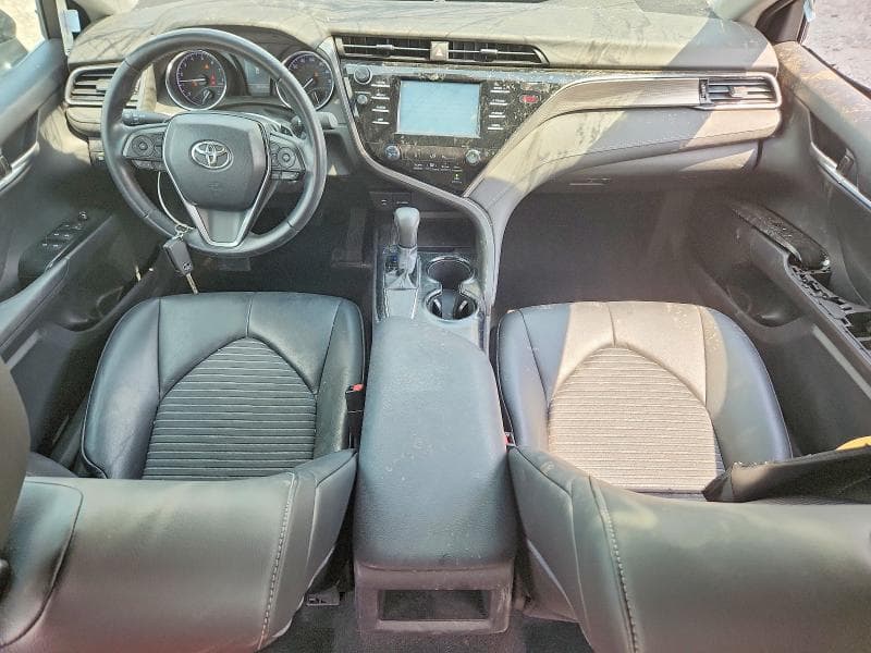 2019 TOYOTA CAMRY SE 8