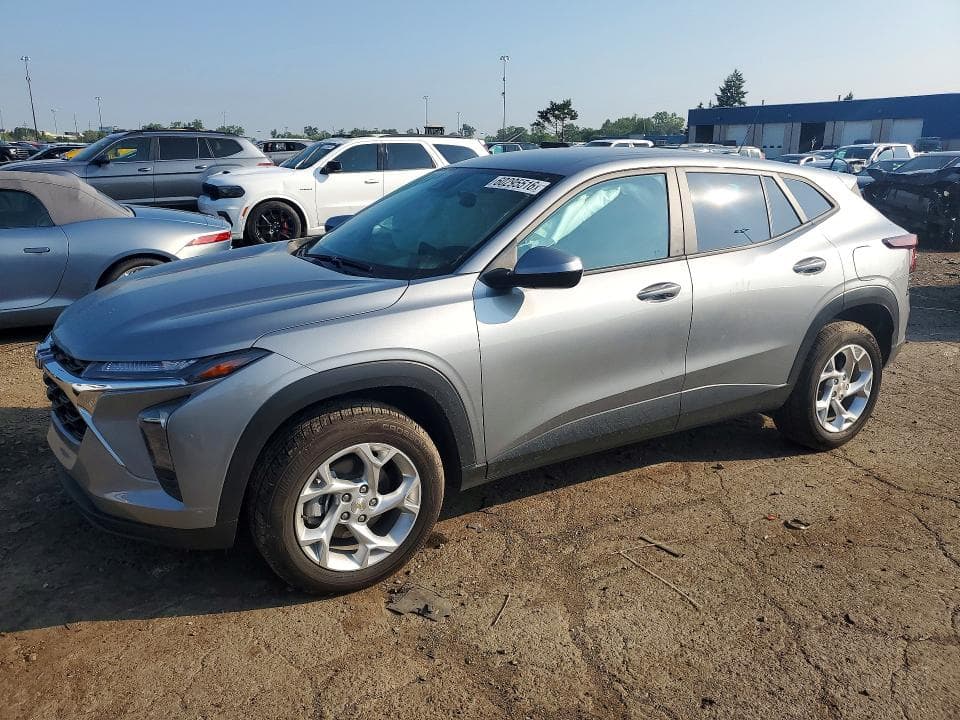 2025 CHEVROLET TRAX LS - 1