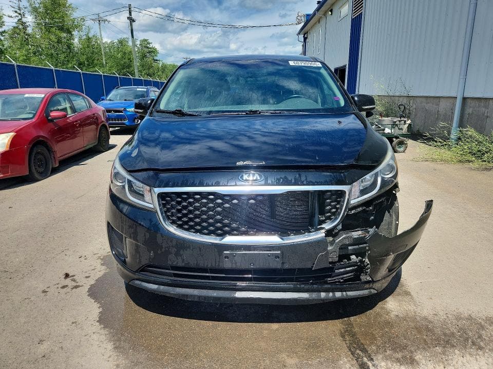 2017 KIA SEDONA LX 5