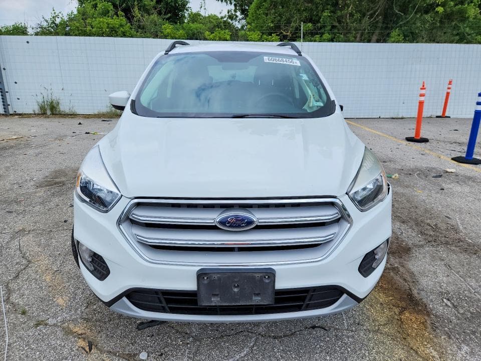 2018 FORD ESCAPE SE 5