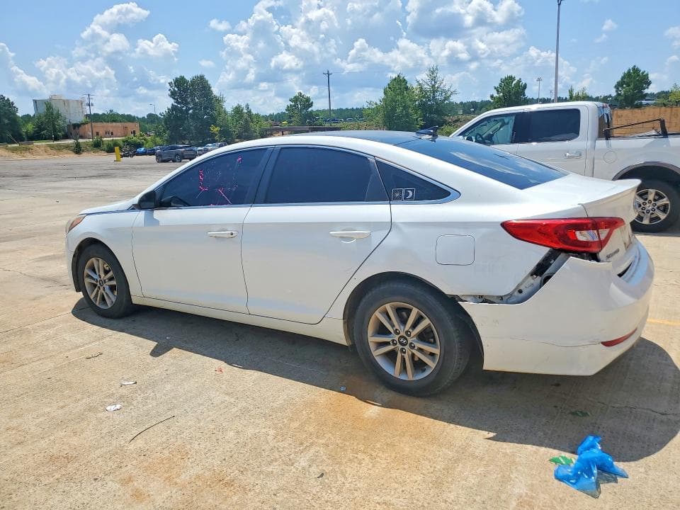 2017 HYUNDAI SONATA SE 2