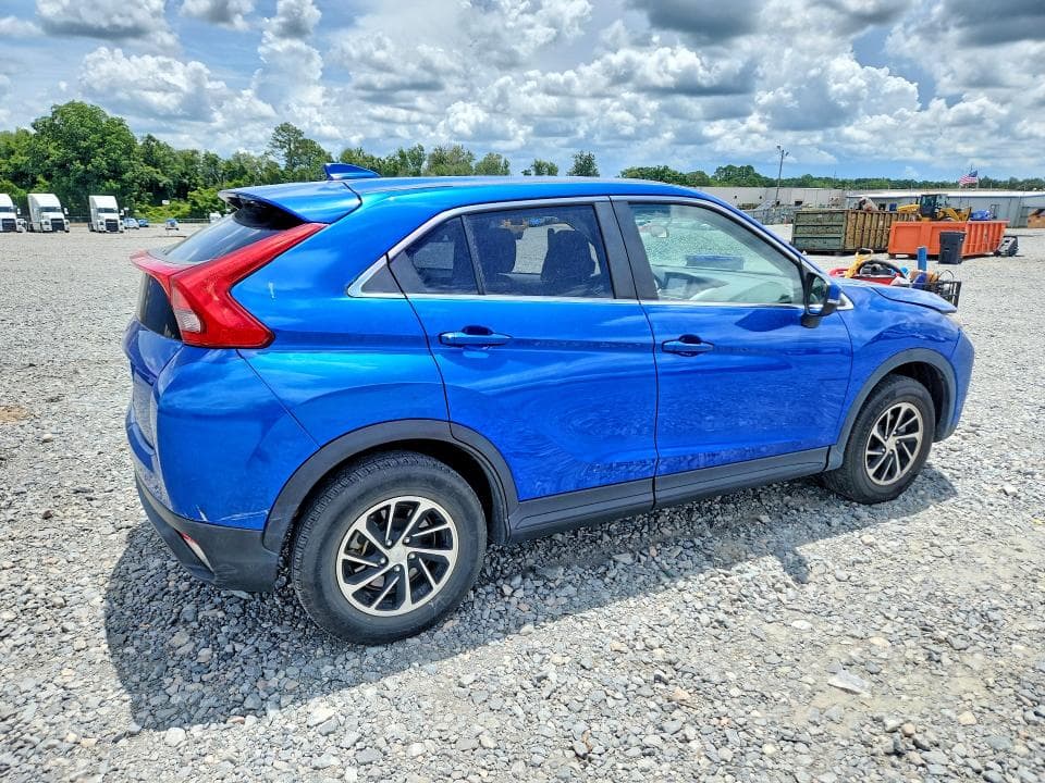 2020 MITSUBISHI ECLIPSE CROSS ES 3