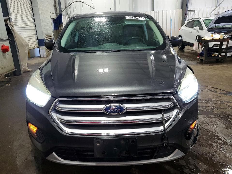 2017 FORD ESCAPE SE 5