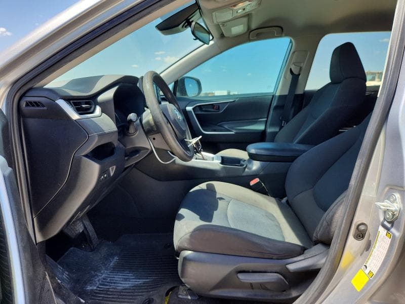 2021 TOYOTA RAV4 LE 7