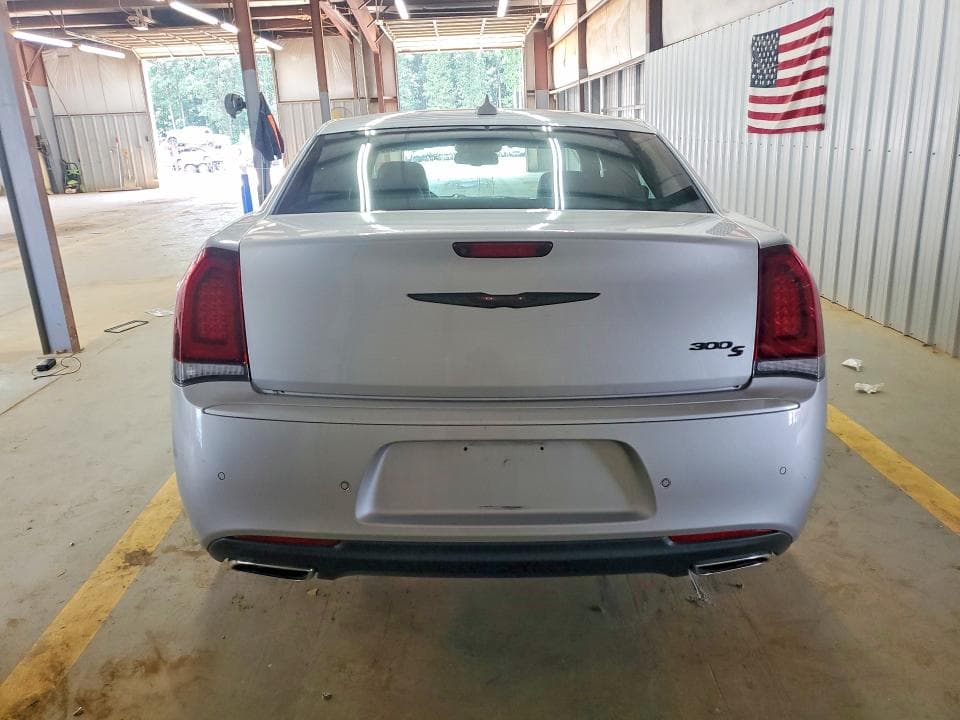 2021 CHRYSLER 300 S 6