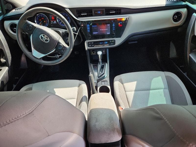 2018 TOYOTA COROLLA LE 8