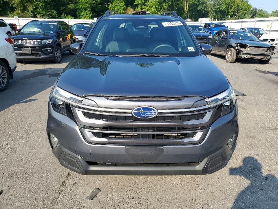 2025 SUBARU FORESTER LIMITED 5