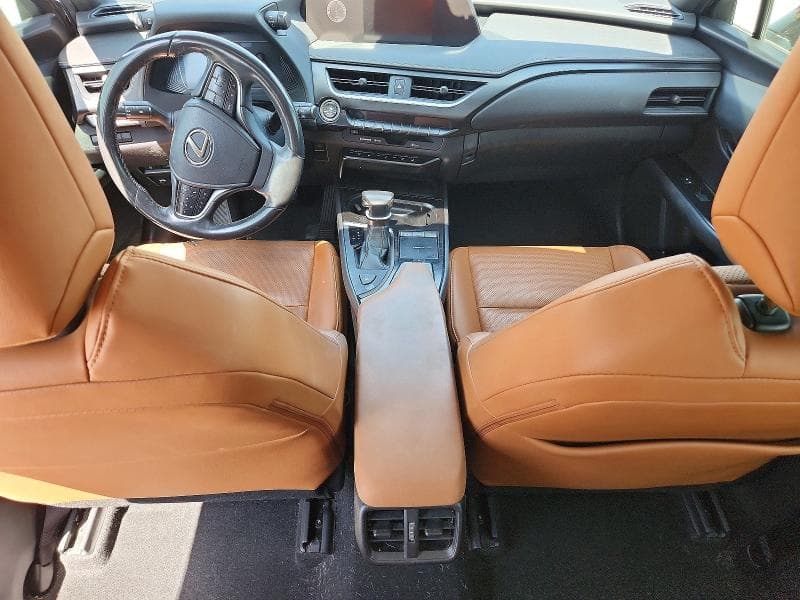 2019 LEXUS UX 200 8