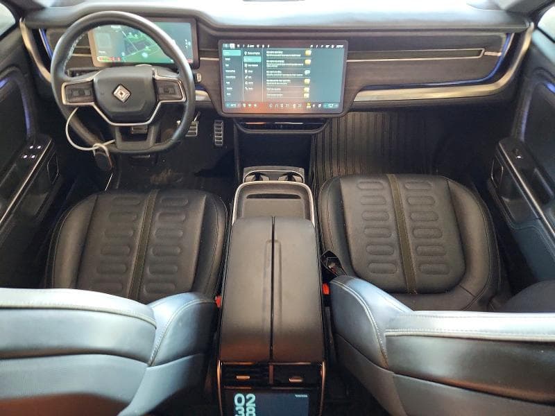 2024 RIVIAN R1T ADVENTURE 8