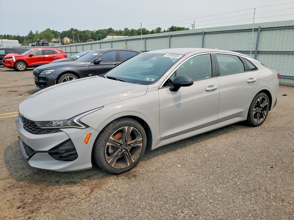 2022 KIA K5 GT LINE