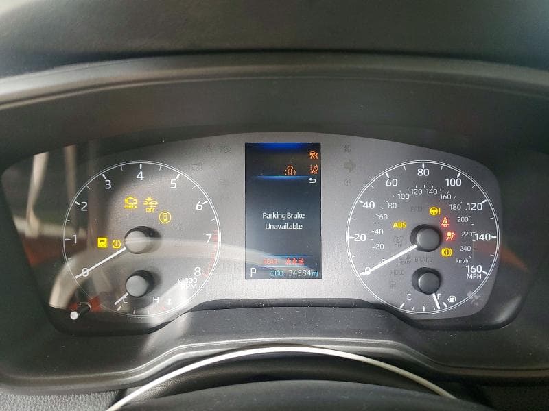 2025 TOYOTA COROLLA LE 9