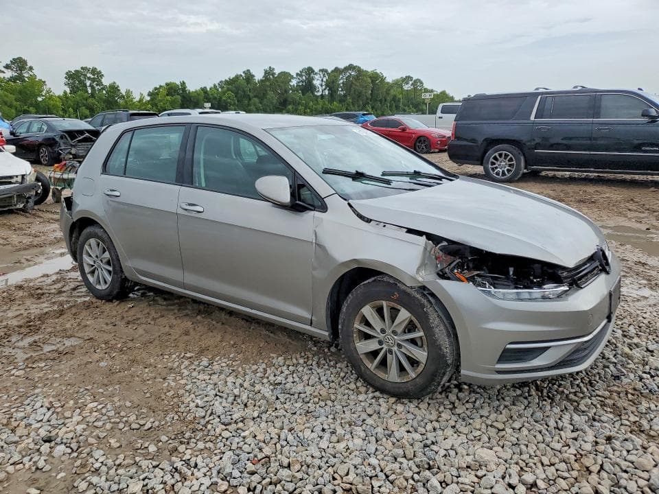 2019 VOLKSWAGEN GOLF S 4