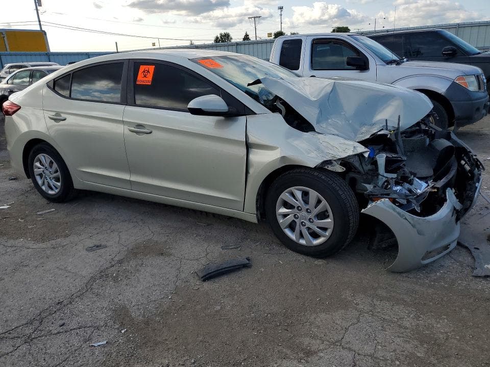 2017 HYUNDAI ELANTRA SE 4