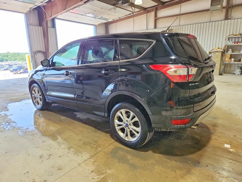 2017 FORD ESCAPE SE 2