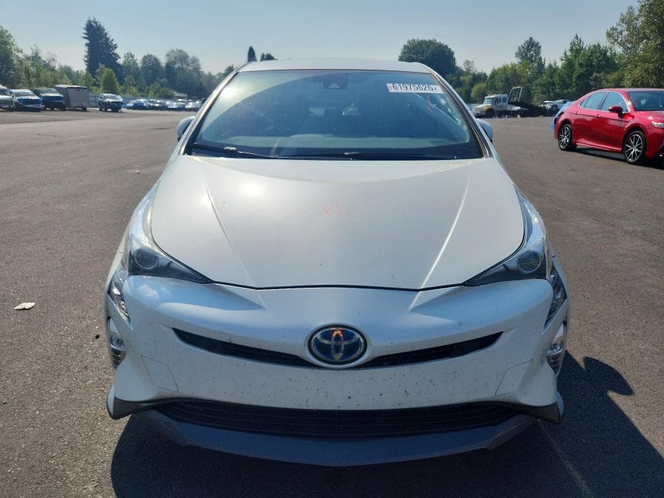2017 TOYOTA PRIUS THREE TOURING 5