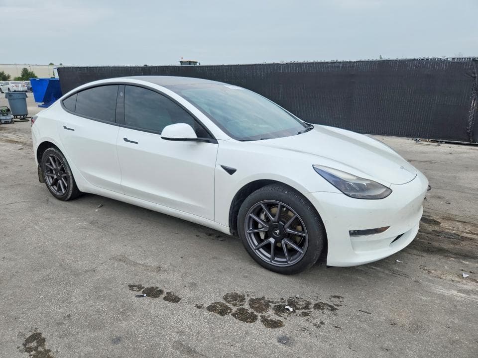 2022 TESLA MODEL 3 4