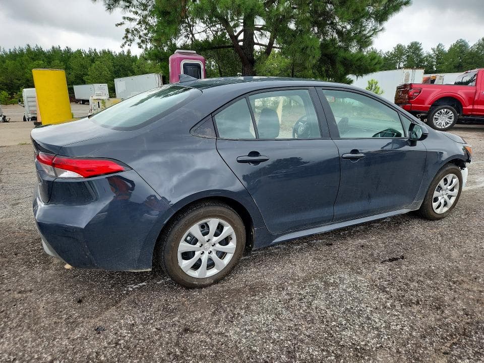 2026 TOYOTA COROLLA LE 3