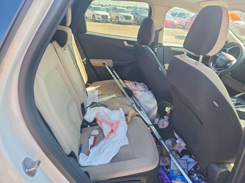 2020 FORD ESCAPE SE 10