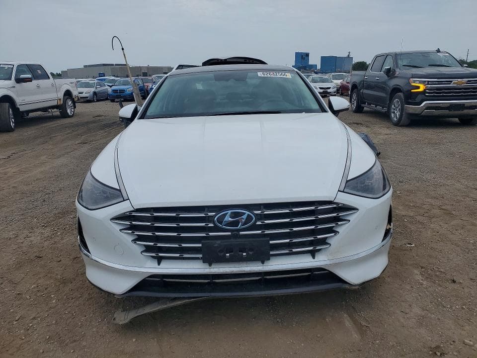 2021 HYUNDAI SONATA HYBRID LIMITED 5