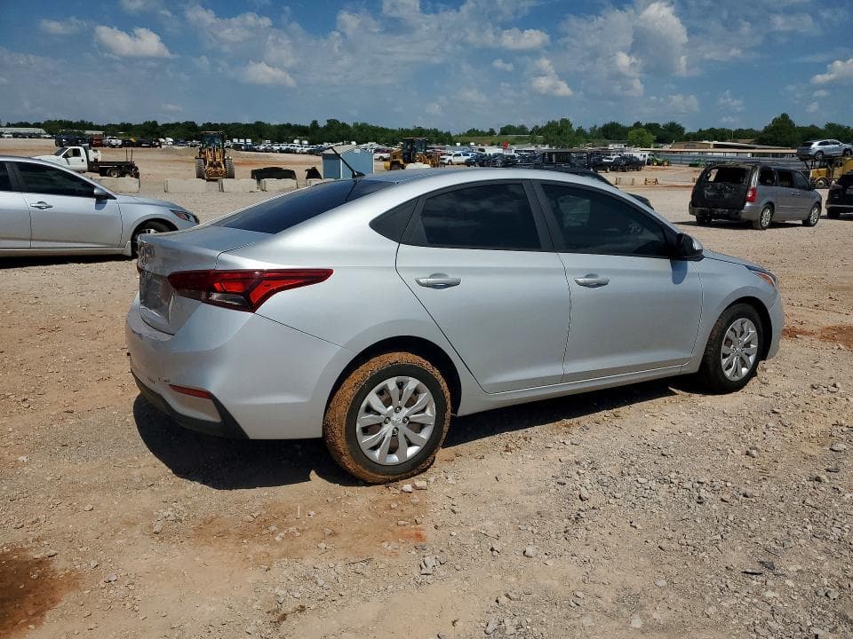 2019 HYUNDAI ACCENT SE 3