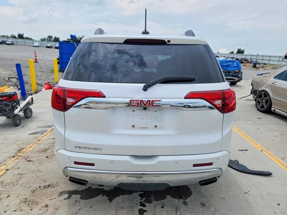 2018 GMC ACADIA DENALI 6