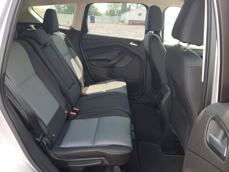 2017 FORD ESCAPE SE 11