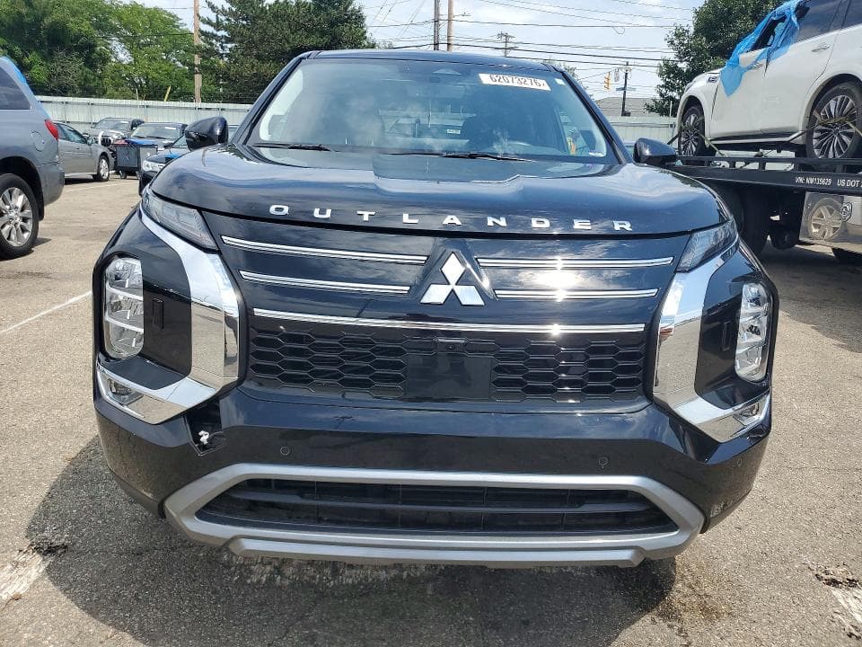 2025 MITSUBISHI OUTLANDER SE 5