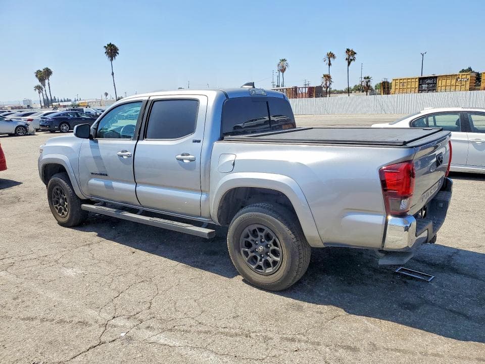 2021 TOYOTA TACOMA SR5 V6 2